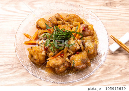 鶏ももの南蛮漬け 105915659