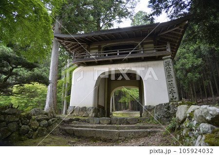 古知谷阿弥陀寺　山門　京都市左京区大原 105924032