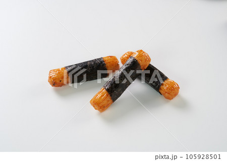 煎餅 白背景イメージ 煎餅 白背景イメージ 105928501