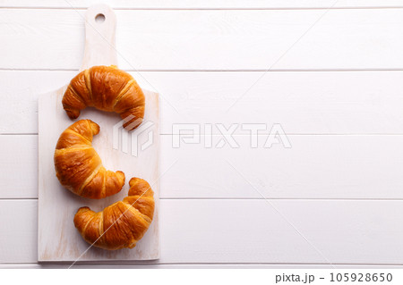 Traditional french croissant Traditional french croissant 105928650