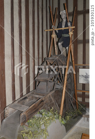 鴻池新田会所　道具蔵の農機具　大阪府東大阪市鴻池元町 105930125