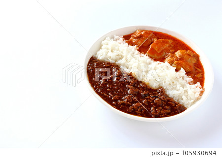 バターチキンカレーとキーマカレーのあいがけカレー バターチキンカレーとキーマカレーのあいがけカレー 105930694