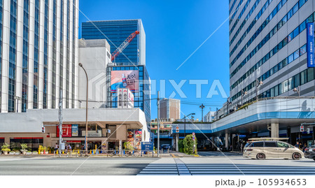 東京都港区の都市風景　田町駅 105934653