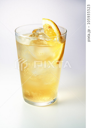ハイボールやソーダ割り 105935523