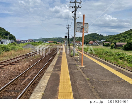 JR山陰本線　五十猛駅のホーム 105936464