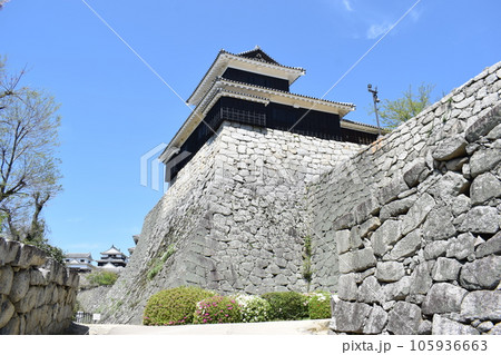 松山城の石垣 松山城の石垣 105936663