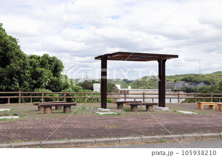 神出山田自転車道 つくはら湖展望台（兵庫県 神戸市） 105938210