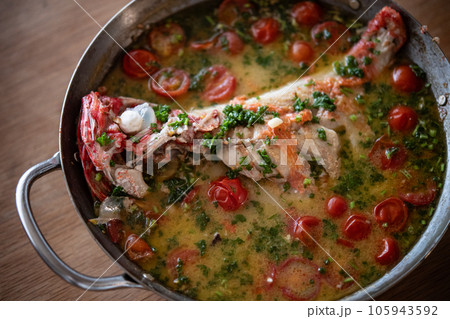 真鯛のアクアパッツァ 105943592