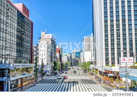 東京都港区の都市風景　田町駅 105945061