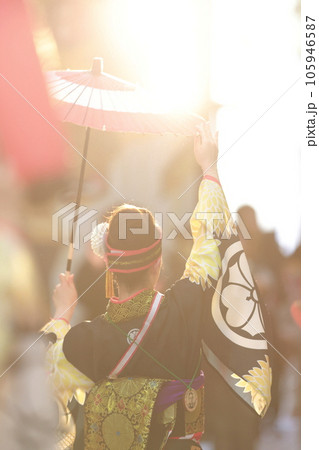 和装で踊るよさこい 和装で踊るよさこい 105946587