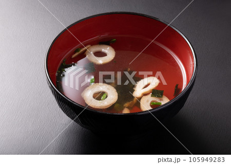 お吸い物 105949283