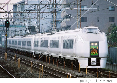 常磐線を下る651系の特急スーパーひたち号 105949841