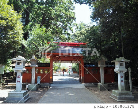 関東で最古の神社とされる由緒ある神社、鹿島神宮 105961279