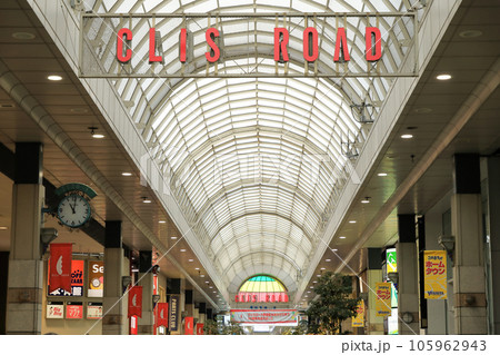 宮城県仙台市　クリスロード商店街 105962943