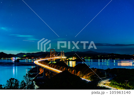 大鳴門橋の夜景 ~淡路島側から~ 大鳴門橋の夜景 ~淡路島側から~ 105963140