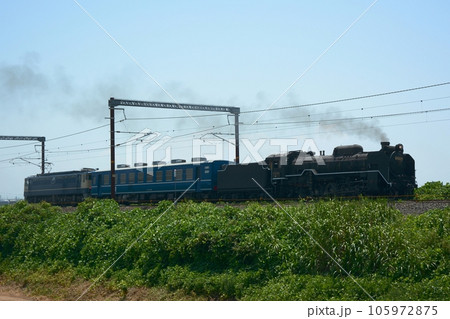 試運転するD51-200号機 （北陸本線 長浜 - 虎姫, 2023年7月） 105972875