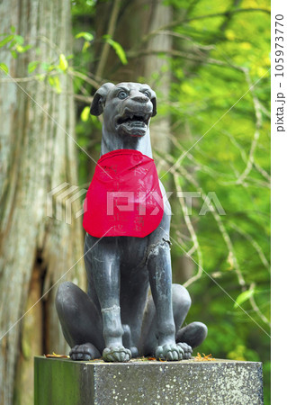 秩父市　三峯神社　御神犬 105973770