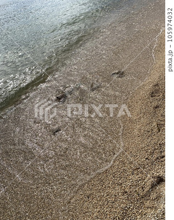 琵琶湖、湖水浴、水遊び、湖水 琵琶湖、湖水浴、水遊び、湖水 105974032