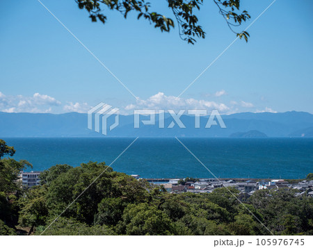 夏の彦根城からの眺め 滋賀県彦根市 夏の彦根城からの眺め 滋賀県彦根市 105976745