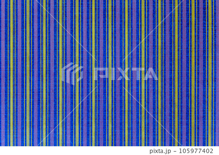 カラフルなストライプ柄の友禅和紙背景 カラフルなストライプ柄の友禅和紙背景 105977402