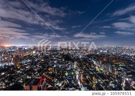 《東京都》深夜の東京都市風景 105978551