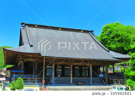 【岐阜県】晴天の安養寺(郡上八幡) 【岐阜県】晴天の安養寺(郡上八幡) 105982681