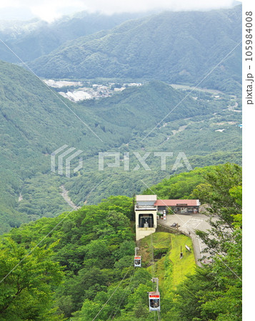 夏の日光 明智平ロープウェイ山麓駅 夏の日光 明智平ロープウェイ山麓駅 105984008