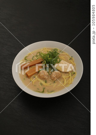 鶏白湯ラーメン 105984805