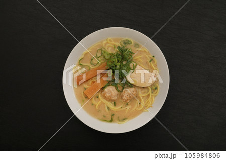鶏白湯ラーメン 鶏白湯ラーメン 105984806