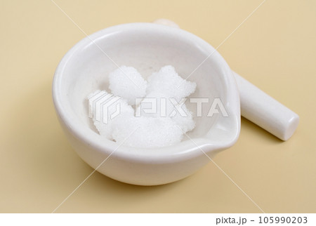 Camphor is a waxy, colorless solid with a strong aroma 105990203