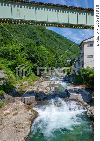 湯檜曽川 湯檜曽温泉 上越線鉄橋 みなかみ町 湯檜曽川 湯檜曽温泉 上越線鉄橋 みなかみ町 105991918