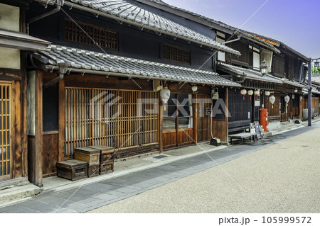 岐阜　川原町の街並み　岐阜県岐阜市 105999572