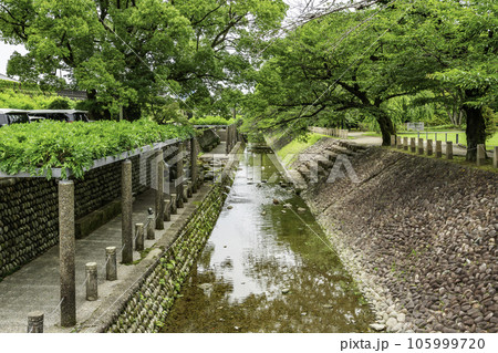 岐阜 忠節用水と川原町広場 岐阜県岐阜市 岐阜 忠節用水と川原町広場 岐阜県岐阜市 105999720