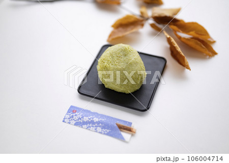 秋のお彼岸はおはぎ 106004714