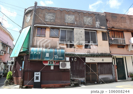 熱海市のレトロな建物（静岡県熱海市中央町） 106008244
