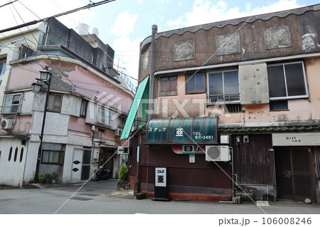 熱海市のレトロな建物（静岡県熱海市中央町） 106008246