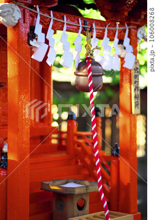 秩父市 宝登山神社 紅白鈴緒 秩父市 宝登山神社 紅白鈴緒 106008268