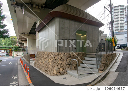 東京都渋谷区千駄ヶ谷、裏参道公衆トイレ 東京都渋谷区千駄ヶ谷、裏参道公衆トイレ 106014637