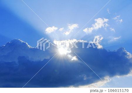 雲から漏れる太陽 雲から漏れる太陽 106015170