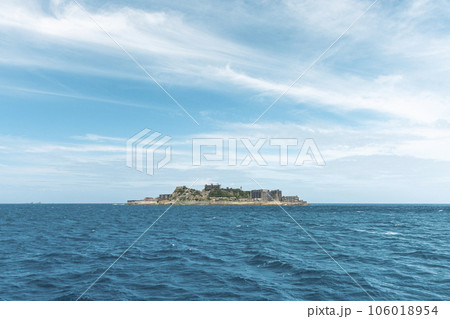 世界遺産 軍艦島 (長崎県 端島炭坑) 106018954