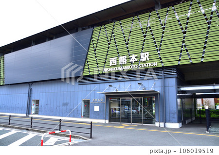 曇り空のJR九州鹿児島本線の八代駅から熊本駅までの風景(2022年) 曇り空のJR九州鹿児島本線の八代駅から熊本駅までの風景(2022年) 106019519