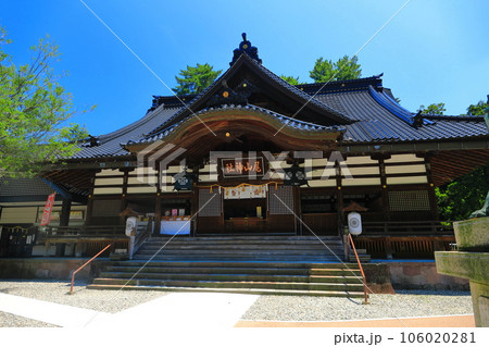 【石川県】晴天の尾山神社拝殿 【石川県】晴天の尾山神社拝殿 106020281