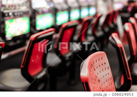 パチンコ台　スロットマシン　 106024953
