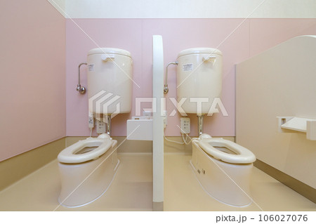 幼児用トイレ 106027076