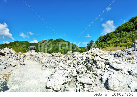 青森県 青空の恐山 青森県 青空の恐山 106027850
