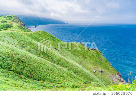 (北海道)夏の神威岬 ・海岸線 (北海道)夏の神威岬 ・海岸線 106028670