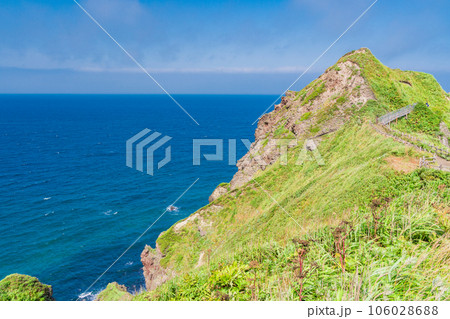 (北海道)夏の神威岬 ・海岸線 (北海道)夏の神威岬 ・海岸線 106028688