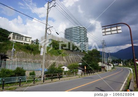 長野県下高井郡山ノ内町の湯田中温泉周辺の風景 長野県下高井郡山ノ内町の湯田中温泉周辺の風景 106028804