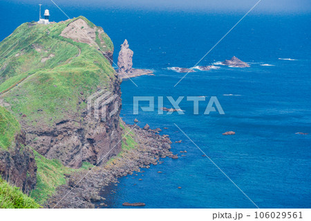 (北海道)神威岬 ・神威岩 夏 (北海道)神威岬 ・神威岩 夏 106029561