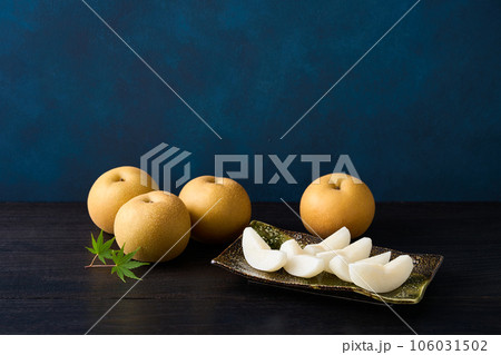 切り分けた梨　千葉県産幸水 106031502